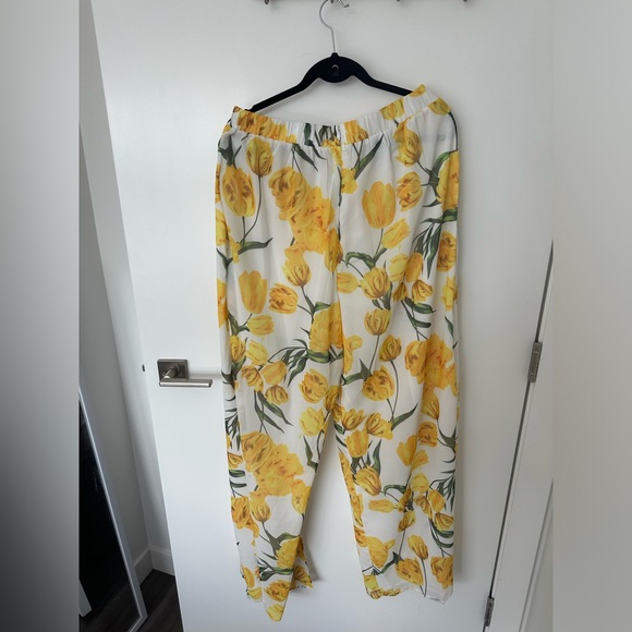 GORGEOUS FASHION NOVA PLUS SIZED MATCHING SET ☀️🌻 - Picture 5 of 6